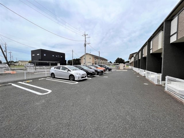 ＦＯＬＩＡＲ　ＦⅡ の駐車場|カースペースがあります