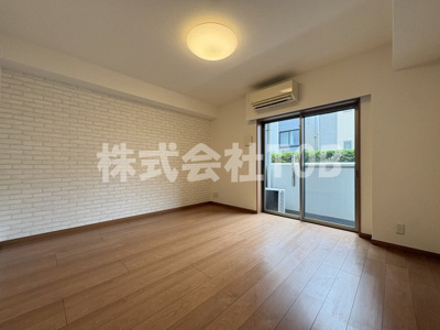 【居間・リビング】 | グリシーナ上北沢 | 洋室9帖