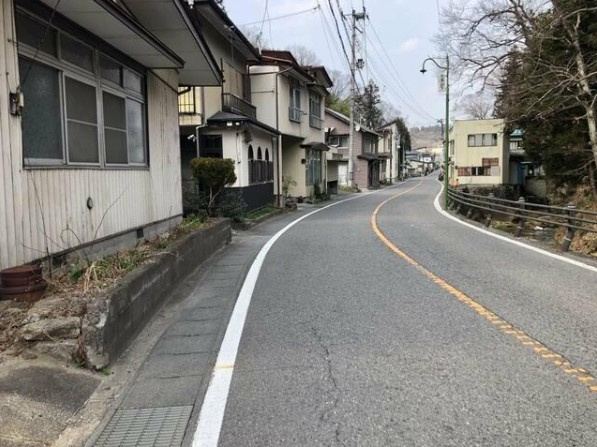 二本松市 西勝田字山下（二本松駅） 住宅用地の前面道路含む現地写真