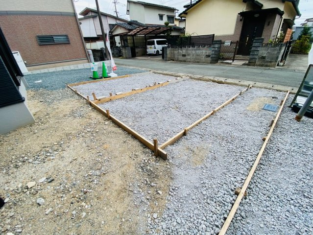 よかタウン／南区白藤1丁目3期／1号棟の駐車場