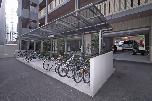 サヴォイテンジンスクワイヤー　8階のその他共用部分