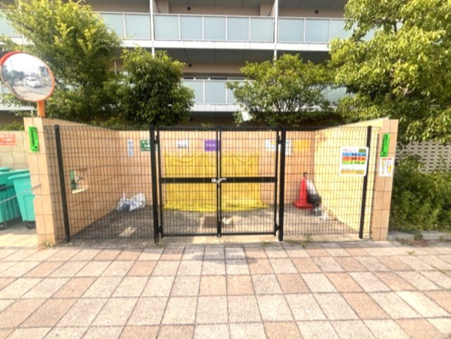 サニープレイス西芦屋　２号館のエントランス