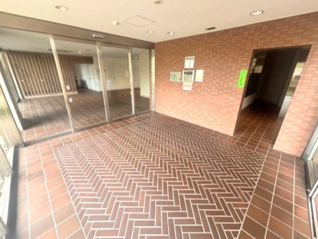 サニープレイス西芦屋　２号館のロビー