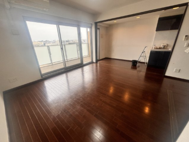 サニープレイス西芦屋　２号館の居間・リビング