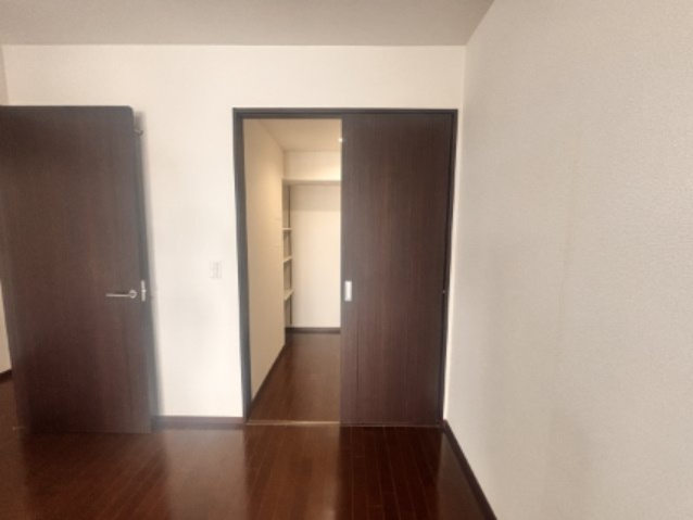 サニープレイス西芦屋　２号館の収納