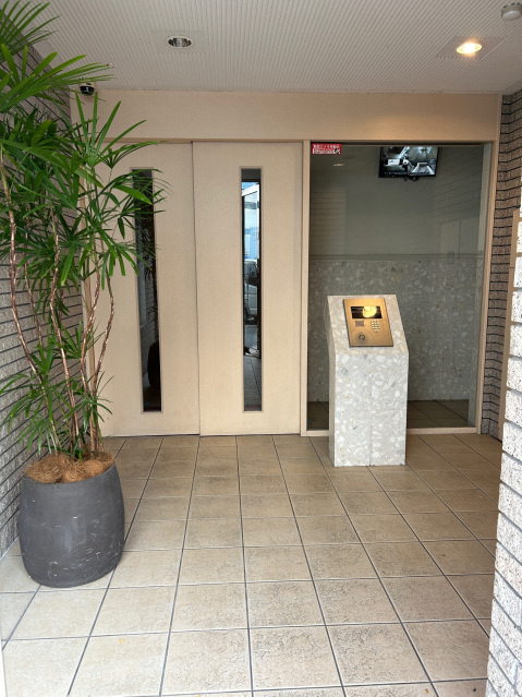 モン・ルポ博多駅東　堅粕小学校区のエントランス|モン・ルポ博多駅東