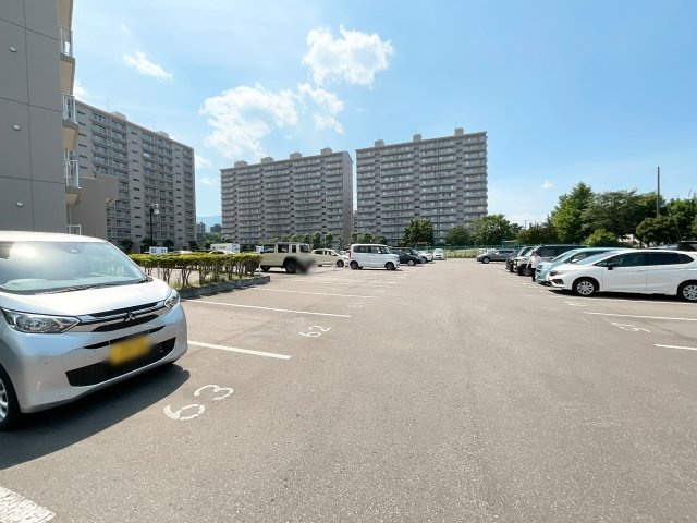 【駐車場】最新の空き状況はお問い合わせください。