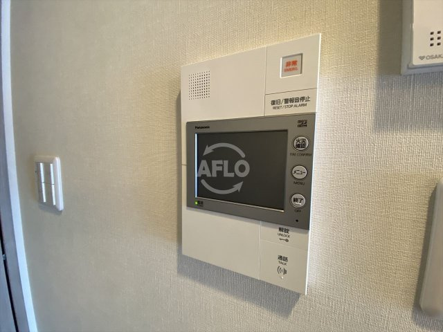 プレサンスロジェ堺筋本町のセキュリティ|プレサンスロジェ堺筋本町　TVモニター付きインターホン