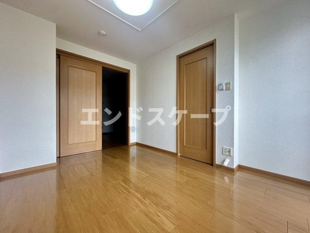 サンリットの洋室|高崎、前橋のお部屋探しはエンドスケープまで！お客様の理想お聞かせ下さい♪