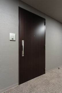 【玄関】 | パークアクシス成増二丁目 | ※写真は同タイプ住戸です。