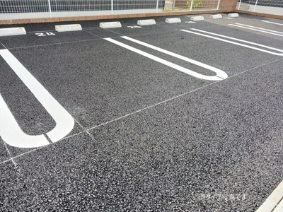 【駐車場】 | ルーチェ　ウシザワ　Ａ