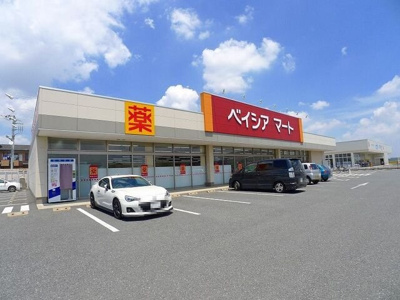 【周辺】 | ルーチェ　ウシザワ　Ｂ | ベイシアマート太田富沢店まで750m