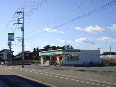 【周辺】 | さくら・セレッソ | ファミリーマート伊勢崎山王町店まで659ｍ