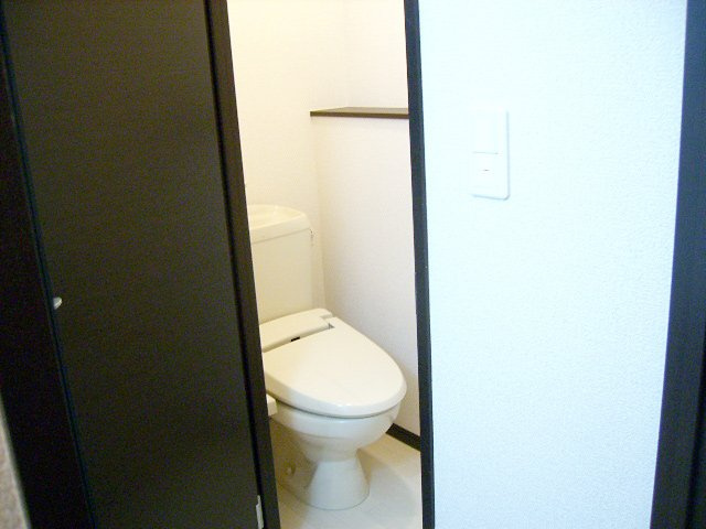レオネクストライトコートのその他|バス・トイレ別のセパレートタイプ
