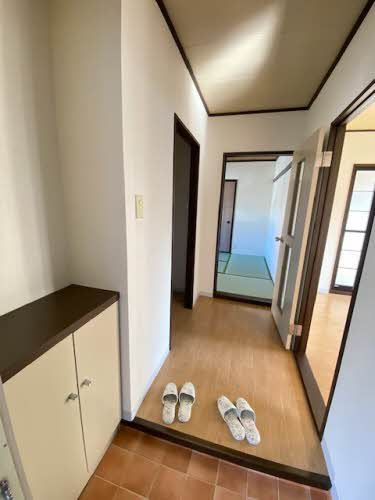 ハイライズ羽原の玄関