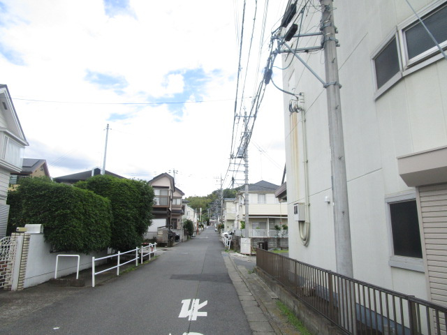 町田市野津田町の倉庫