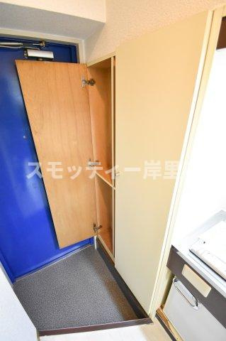 ビバリーヒルズ玉出西の玄関