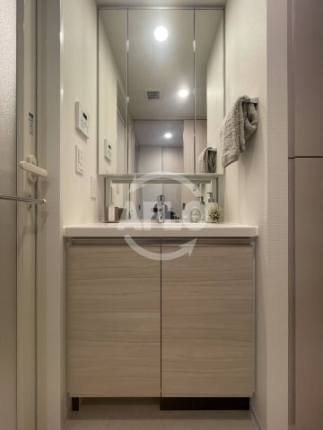 コンフォリア新大阪宮原キューの独立洗面台|コンフォリア新大阪宮原Q　洗面台