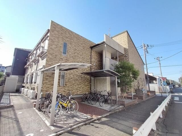 カセミア八潮の外観