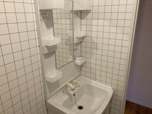 ディアス高木の洗面所