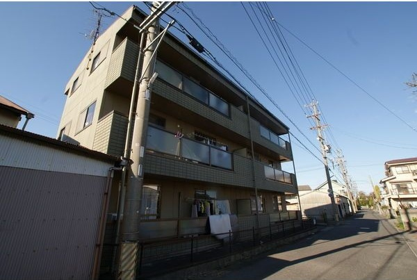 シャトー参番館の外観