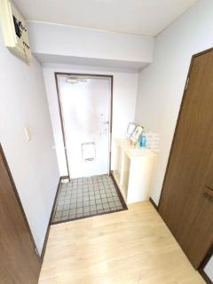 シャトー参番館の玄関