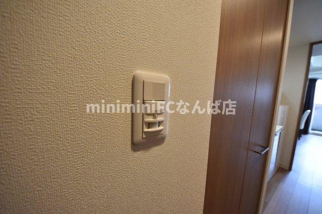 プレサンス難波駅前