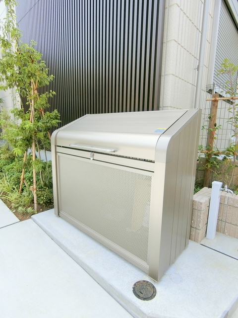 杉並区浜田山１丁目の賃貸マンションのその他共用部分|★ゴミストッカー★