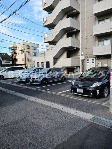 コージィコートナカムラの駐車場