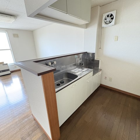 寿壱番館のキッチン