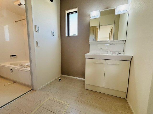 よかタウン／南区富合町南田尻1期／7号棟の独立洗面台