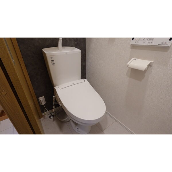 八王子市中野上町４丁目の倉庫のトイレ