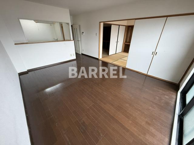 カルム千里山土井の内装
