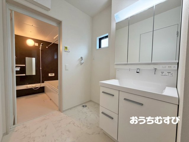 北区清水2期(全2棟)の独立洗面台