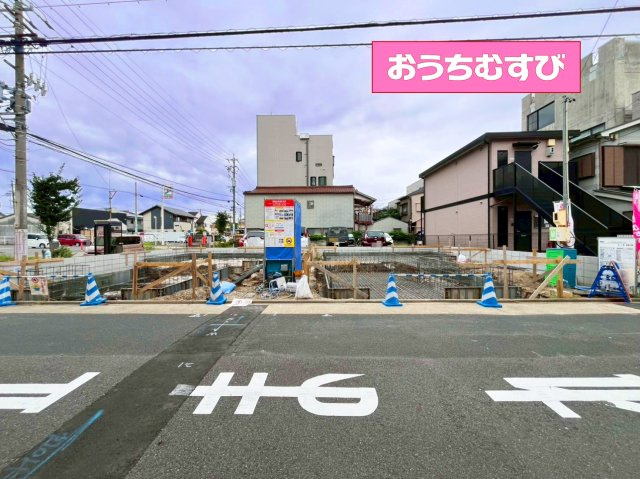 北区清水2期(全2棟)の前面道路含む現地写真