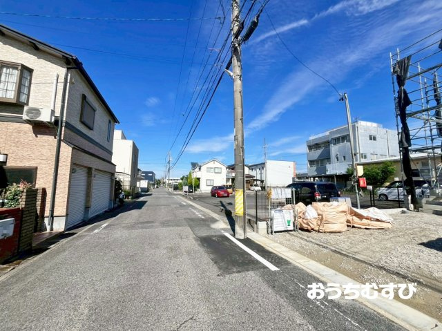 尾張旭市狩宿新町第2(全2棟)の前面道路含む現地写真