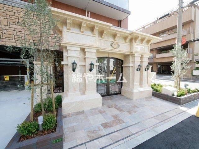 プレジオ城東中央のエントランス|建物の内部です