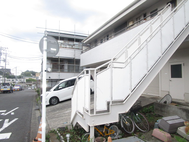 横浜市都筑区東山田４丁目の倉庫の外観