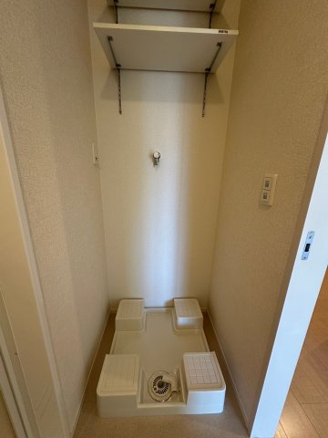 サンスクエア千里万博A棟の内装