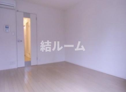 豊島区南大塚１丁目のアパートの居間・リビング