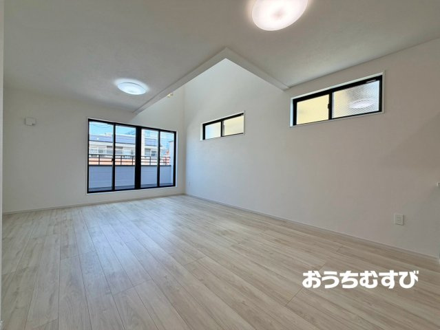 北区八代町1期(全2棟)の居間・リビング