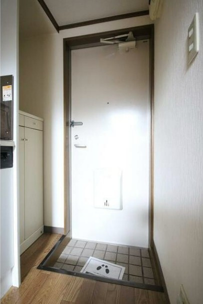 カーザ志木の玄関