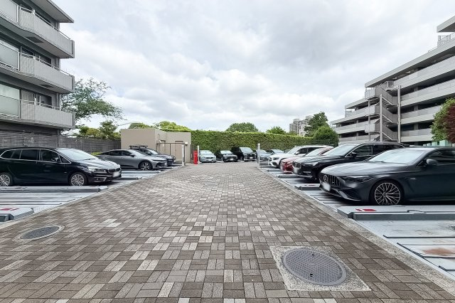 【駐車場】 | フォーリア駒沢公園パークサイド