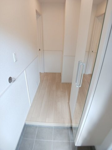 コモドカーサ　Ⅲの玄関