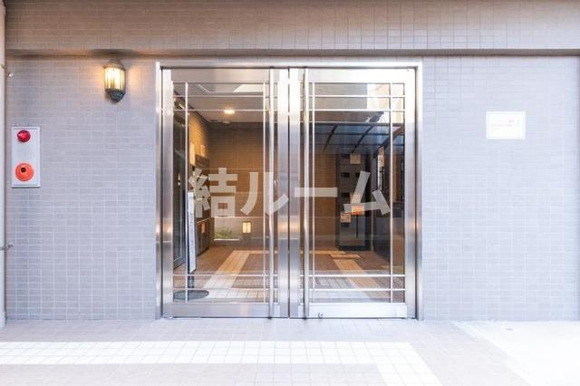 豊島区南池袋４丁目の賃貸マンションのエントランス