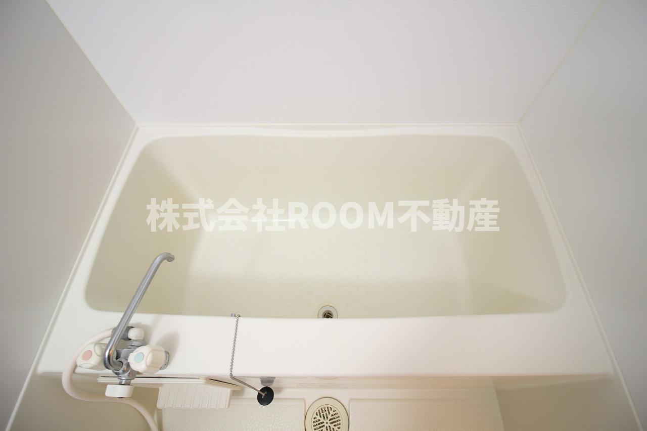 末吉大丸マンションの浴室|日々の疲れを癒すお風呂付です