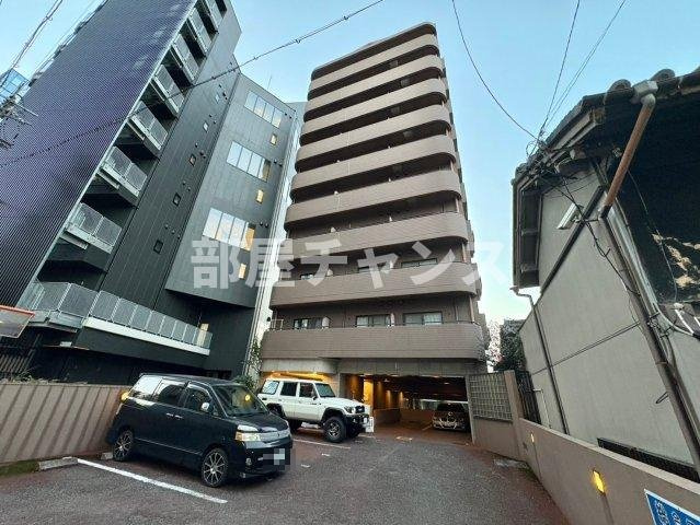 ヴェルシェーヌ桜橋の外観