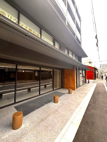 バインオークラビの外観