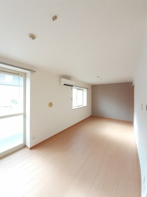 【居間・リビング】 | ニューエルディム小山Ａ