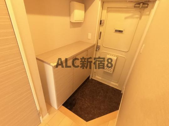 サンハイツ落合の玄関